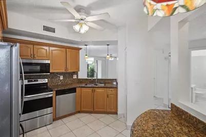 301 SW 158th Terrace #104, Pembroke Pines, FL 33027 - Photo 6