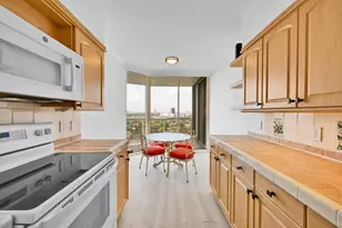 3640 Yacht Club Dr, Aventura, FL 33180 - Photo 18