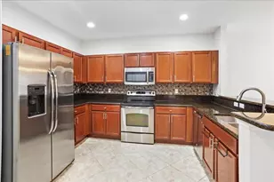 4742 Sierra Ln, Coconut Creek, FL 33073 - Photo 8