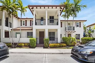 4742 Sierra Ln, Coconut Creek, FL 33073 - Photo 2