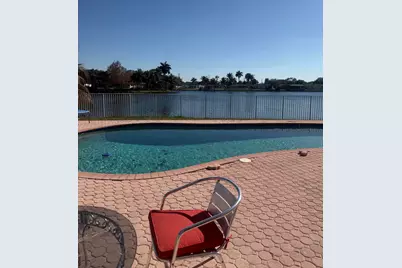 2181 NW 94th Avenue, Pembroke Pines, FL 33024 - Photo 2