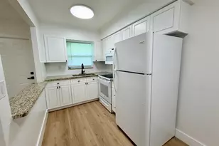 334 SW Avondale Dr, Pompano Beach, FL 33060 - Photo 16