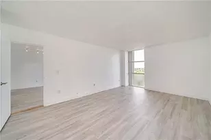 2350 NE 135th St, North Miami, FL 33181 - Photo 10