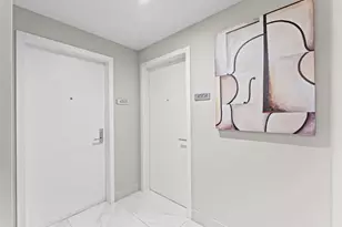 700 NE 24th St, Miami, FL 33137 - Photo 10