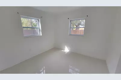 1602 NW 24th Court, Miami, FL 33125 - Photo 6
