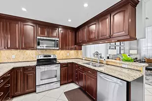 9843 NW 2nd Ct, Plantation, FL 33324 - Photo 20