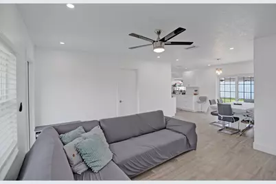 1210 SW 10th Terrace, Deerfield Beach, FL 33441 - Photo 10