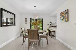 219 Wimbledon Lakes Dr, Plantation, FL 33324 - Photo 16