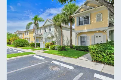 219 Mallory Court, Weston, FL 33326 - Photo 4