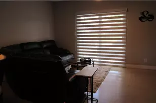 1993 NE 15th Ave, Fort Lauderdale, FL 33305 - Photo 12