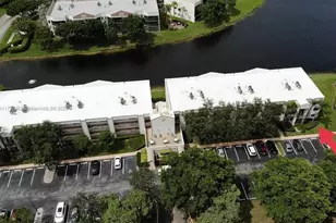 10526 E Clairmont Cir, Tamarac, FL 33321 - Photo 42
