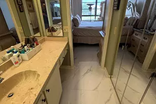 10526 E Clairmont Cir, Tamarac, FL 33321 - Photo 32