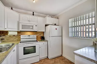 2800 NW 47th Terrace #203B, Lauderdale Lakes, FL 33313 - Photo 4