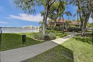109 Lake Emerald Dr, Oakland Park, FL 33309 - Photo 28