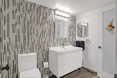 109 Lake Emerald Drive #305, Oakland Park, FL 33309 - Photo 24