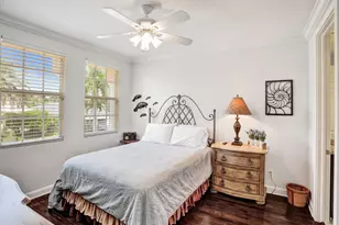 10940 Hawks Vista St, Plantation, FL 33324 - Photo 38