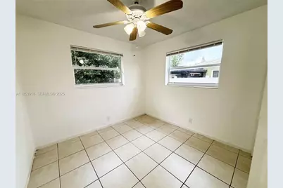 560 SW 50th Terrace, Margate, FL 33068 - Photo 8