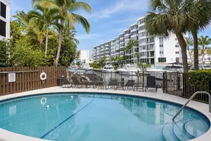4800 Bayview Dr, Fort Lauderdale, FL 33308 - Photo 20