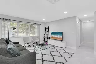 3218 SE 11th St, Pompano Beach, FL 33062 - Photo 10