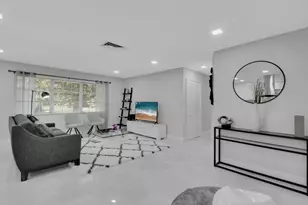 3218 SE 11th St, Pompano Beach, FL 33062 - Photo 8