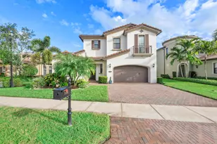 11365 Watercrest Cir E, Parkland, FL 33076 - Photo 2