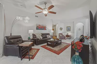 7930 Exeter Circle W, Tamarac, FL 33321 - Photo 8