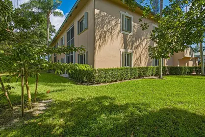 7930 Exeter Circle W, Tamarac, FL 33321 - Photo 32