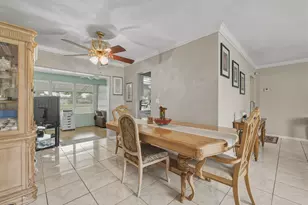 4404 NW 45th Ct, Tamarac, FL 33319 - Photo 6