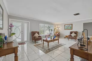 4404 NW 45th Ct, Tamarac, FL 33319 - Photo 4