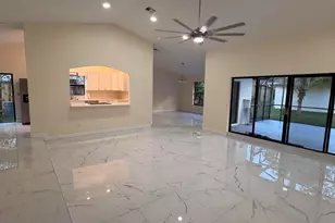 7009 NW 49th Pl, Lauderhill, FL 33319 - Photo 6