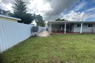 8555 NW 175th St, Hialeah, FL 33015 - Photo 16