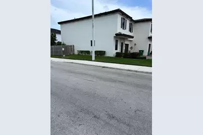 23201 SW 111th Avenue #111, Homestead, FL 33032 - Photo 2