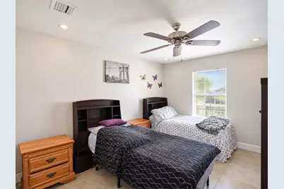 904 NE 10th Avenue, Pompano Beach, FL 33060 - Photo 10