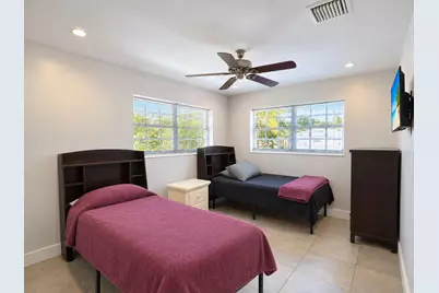 904 NE 10th Avenue, Pompano Beach, FL 33060 - Photo 26