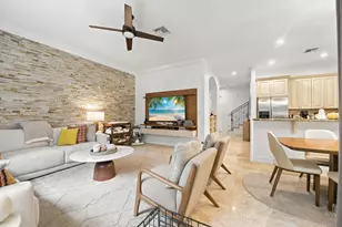 1752 NE 12th St, Fort Lauderdale, FL 33304 - Photo 2