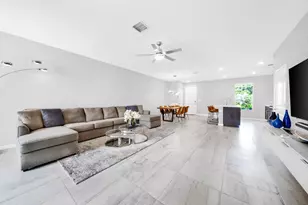 545 NW 17th St, Fort Lauderdale, FL 33311 - Photo 8