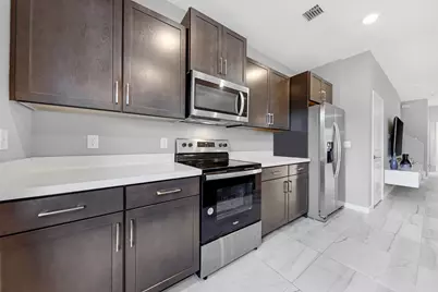 545 NW 17th Street, Fort Lauderdale, FL 33311 - Photo 16