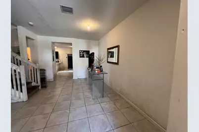 3376 W 105th Terrace, Hialeah, FL 33018 - Photo 4