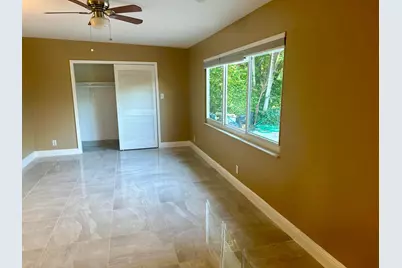 1083 SW 25th Place, Boynton Beach, FL 33426 - Photo 8