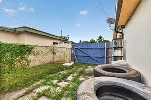 3621 SW 23rd St, Fort Lauderdale, FL 33312 - Photo 42
