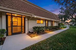 109 Half Moon Cir, Jupiter, FL 33458 - Photo 1