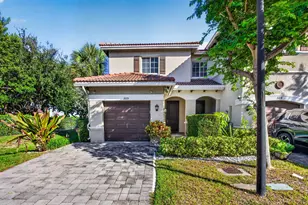 305 NE 47th Pl, Deerfield Beach, FL 33064 - Photo 1