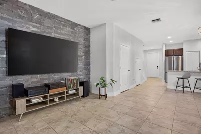 305 NE 47th Place #305, Deerfield Beach, FL 33064 - Photo 14