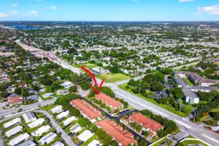 305 NE 47th Pl, Deerfield Beach, FL 33064 - Photo 44