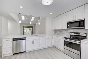 7916 La Mirada Dr, Boca Raton, FL 33433 - Photo 2