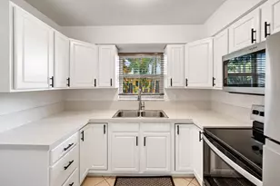 612 NE 11th Ave, Pompano Beach, FL 33060 - Photo 4