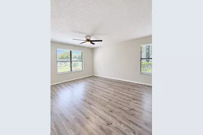 109 Roselle Court, Royal Palm Beach, FL 33411 - Photo 10