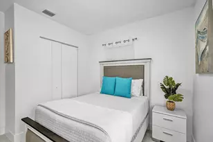 1100 NE 17th Way, Fort Lauderdale, FL 33304 - Photo 12