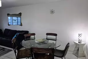 8105 NW 61st St, Tamarac, FL 33321 - Photo 6