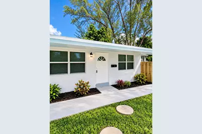 1022 NE 39th Street #2, Oakland Park, FL 33334 - Photo 2